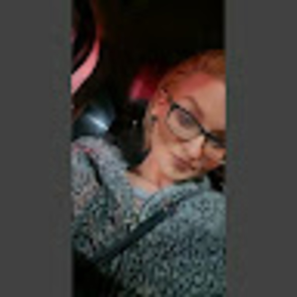 Meet your Posher, Destinee